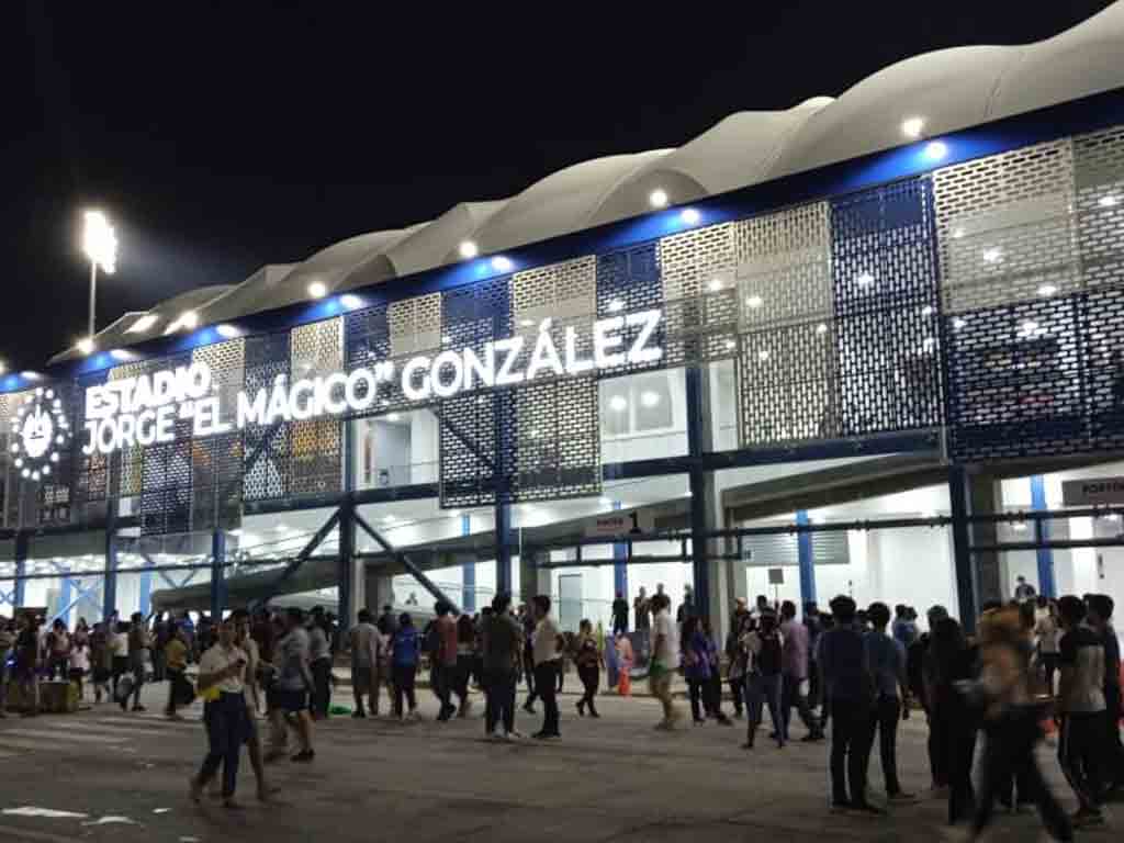 Estadio Mágico González